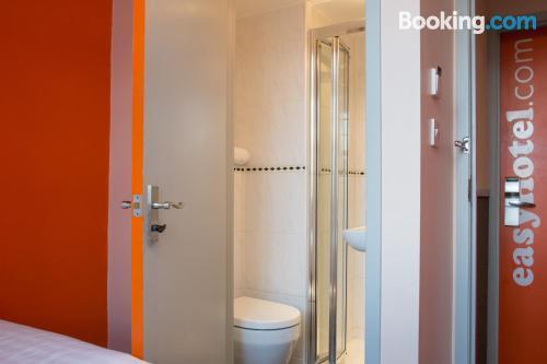 Easyhotel Paddington London Exterior foto